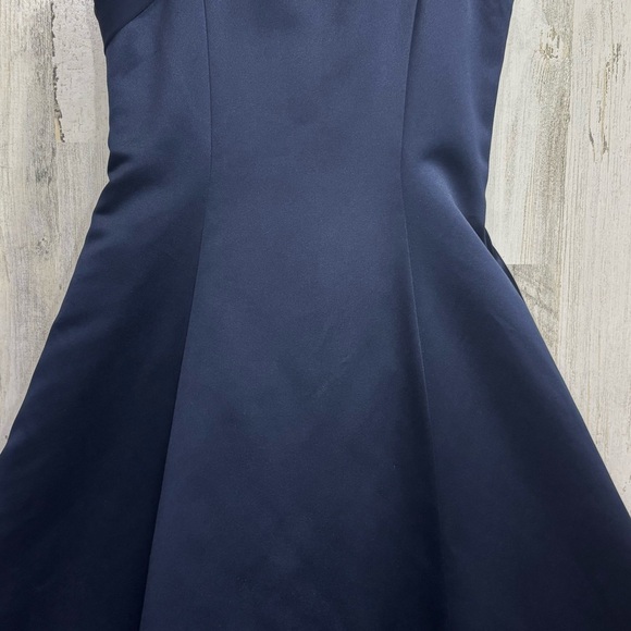 David’s Bridal Michaelangelo Junior Bridesmaid Girls Navy Blue Dress‎ - Picture 3 of 9